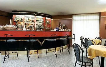 Desiderio 3* רומא